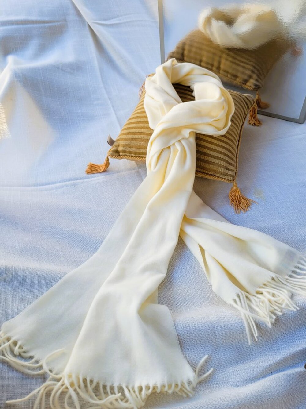 V. Fraas Cashmink Winter Scarf Cream Ivory Solid Soft Unisex Fringed Germany